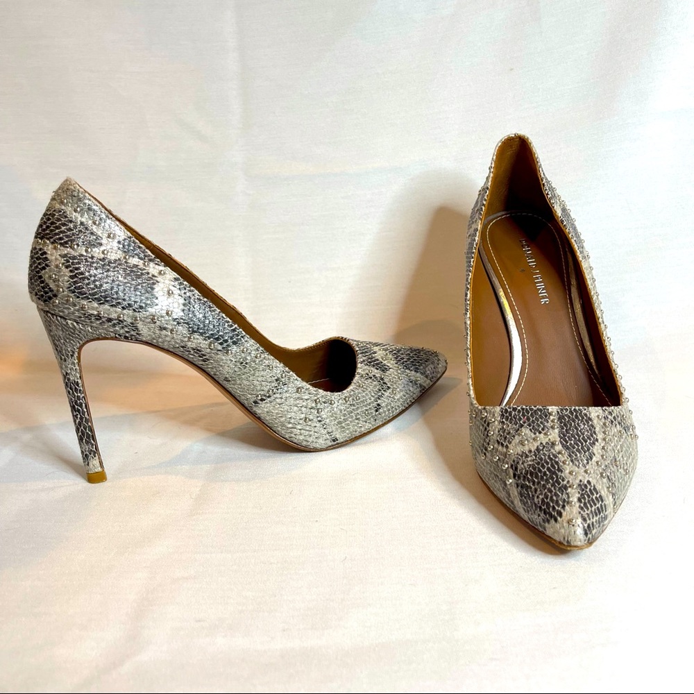 Donald J Pilner Women‘a Phillo Studded Snake Pumps Heels Sz 9.5